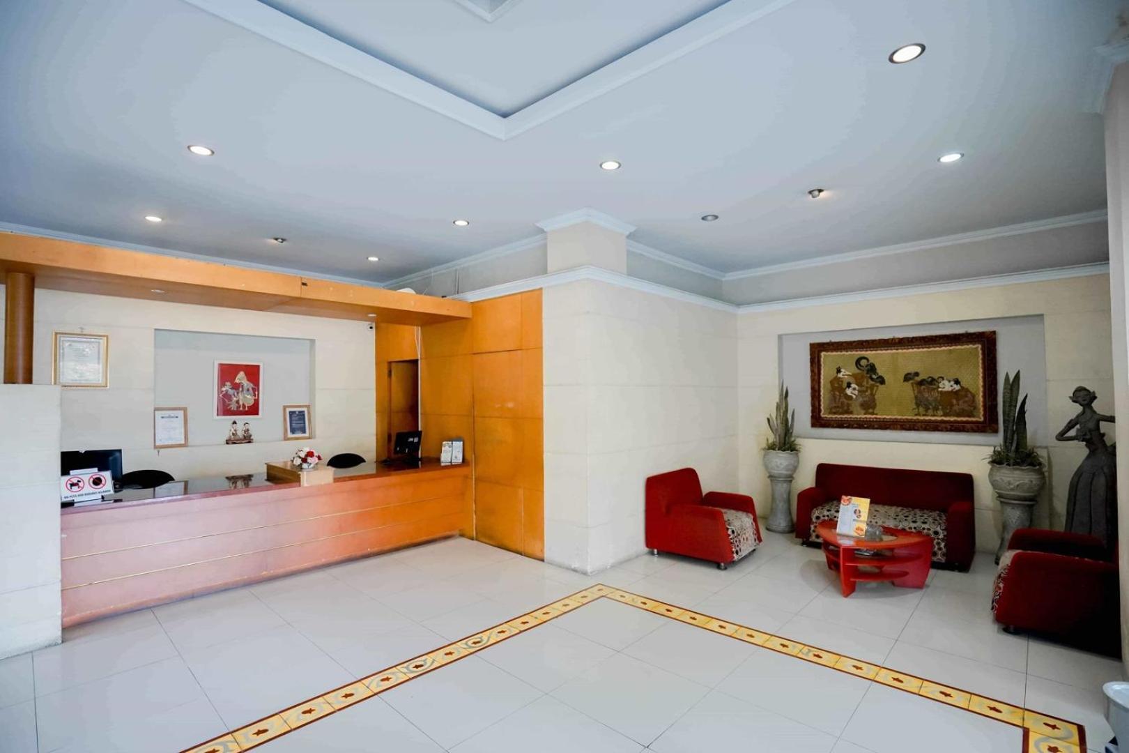 Cakra Kembang Hotel Kejayan Exterior foto